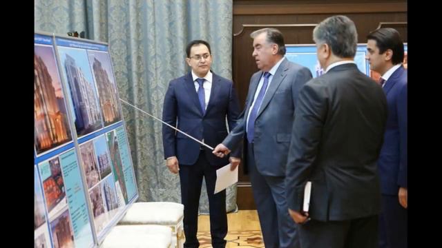 Рустами Эмомали презентовал Э. Рахмону проект с новыми гостиницами в Душанбе. смотреть онлайн