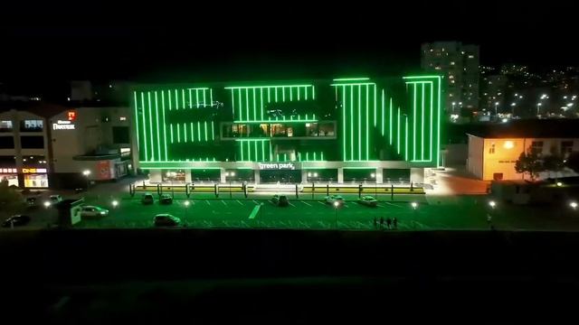 Медиафасад, архитектурная подсветка торгового центра “Green Park” подсветка фасада смотреть онлайн