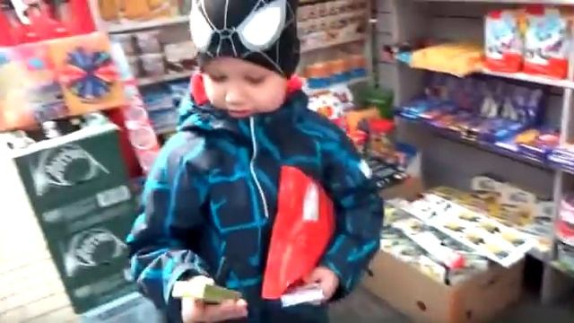 Мистер Макс шопинг за конфетами Mr. Max shopping for candy