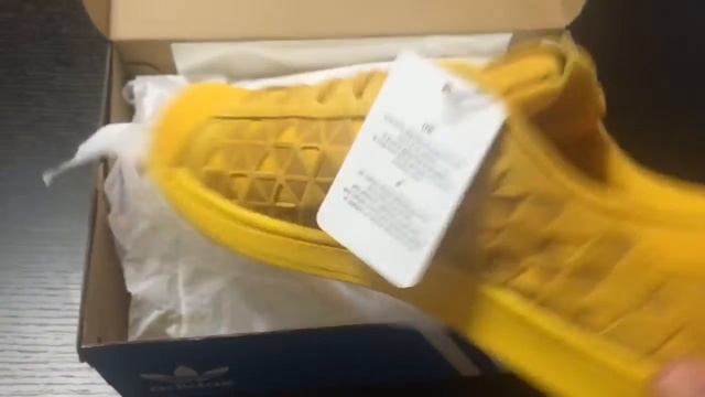 Adidas Superstar Bold Gold 3M Hits Review for the wife смотреть онлайн