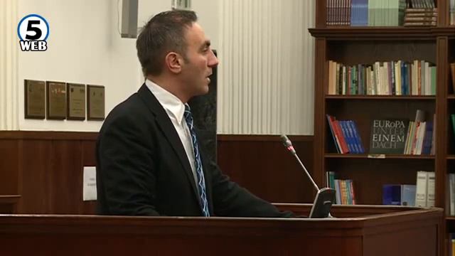 Дали Заев го молел Ахмети како претходно и Тачи? смотреть онлайн