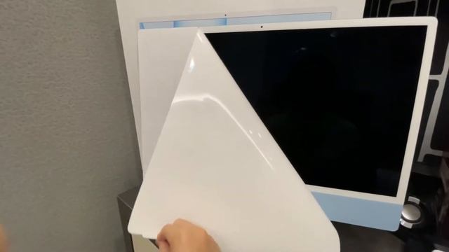 Apple iMac 24” inch with M1 chip Unboxing + First Boot Up (Blue)