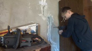 Как ОСТАНОВИТЬ ТРЕЩИНУ в стене/Простой способ устранения трещины!!!