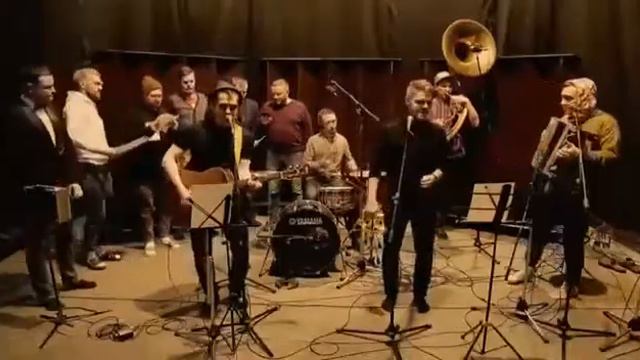 8 МАРТА НА КАЛЕНДАРЕ !!!!!! смотреть онлайн