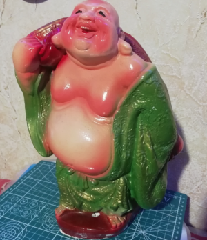 КОПИЛКА.Вскрыл копилку.Собирали с 1991 года.MONEY BOX.He opened the piggy bank. Collected since 1991