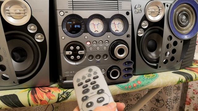 Philips M777 с пультом смотреть онлайн