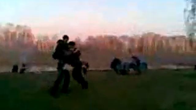 вот так прошла пасха 2008))).avi смотреть онлайн