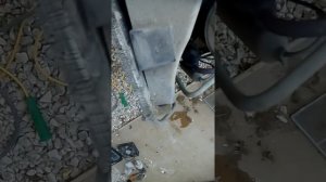 Оконный кондиционер плохо охлаждает.