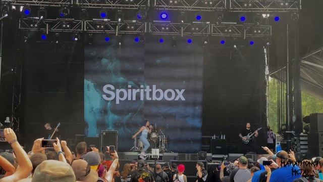 Spiritbox - Holy Roller - LIVE at the Blue Ridge Rock Festival, Danville VA - September 9th 2021 смотреть онлайн