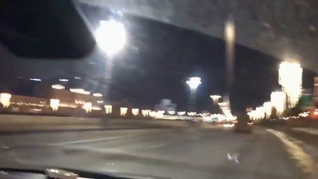 По ночной Москве на машине.