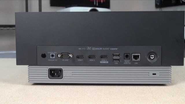 LG Electronics CineBeam HU810PW Smart Laser Projector Review смотреть онлайн