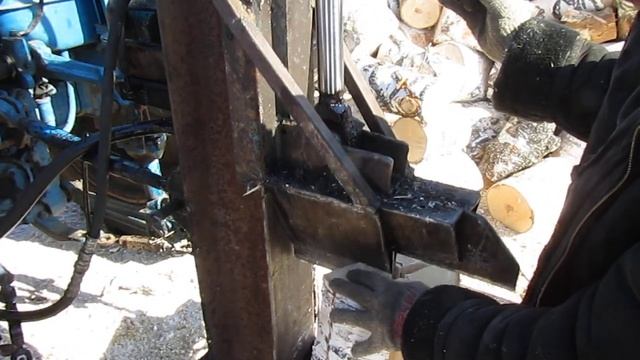 Самодельный дровокол на тракторе МТЗ Беларус смотреть онлайн