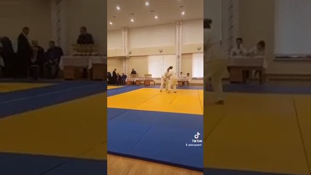 Луиза Тхазеплова Дзюдо 14лет