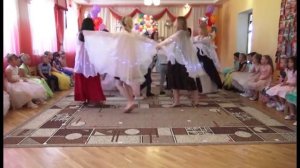 _Мама - ангел мой!_ танец в детском саду (10 гр.).mp4