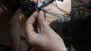 Подключение камеры заднего вида.