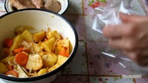 КУРИНЫЕ НОЖКИ С КАРТОШКОЙ В РУКАВЕ ЗАПЕЧЁНЫЕ В ДУХОВКЕ НА ПРАЗДНИЧНЫЙ СТОЛ