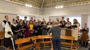 ПРЕКРАСНЫЙ РАДОСТНЫЙ ЖАТВЫ ДЕНЬ / хор