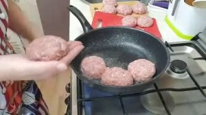 КОТЛЕТЫ МЯСНЫЕ по ДОМАШНЕМУ. Пальчики оближешь.