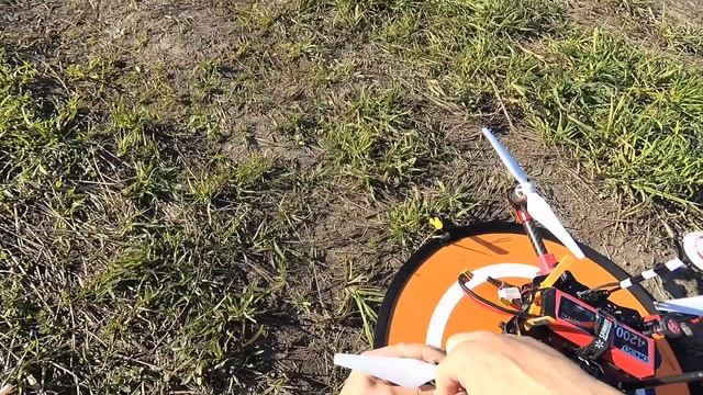 Складной квадрокоптер для съемки. Pixhack V3, GoPro 3+, Saga F450 смотреть онлайн