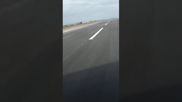 Мягкая посадка в аэропорту Салоники смотреть онлайн