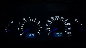 Светодиодный тюнинг щитка ваз белая основа\синие стрелки стрелки\плавный розжиг