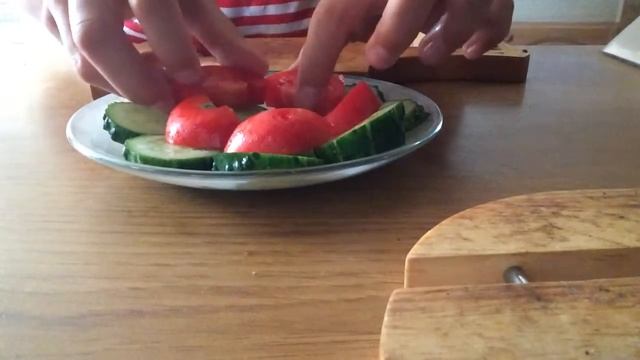 Как приготовить салат для ребенка смотреть онлайн