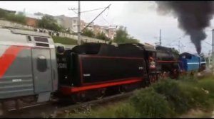 Паровозы П36-0218 и Л-5282 с ретропоездом ПятигорскーКисловодск