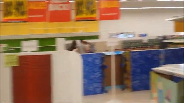 06-26-18 - Toys 'R Us Monrovia - Final Days смотреть онлайн