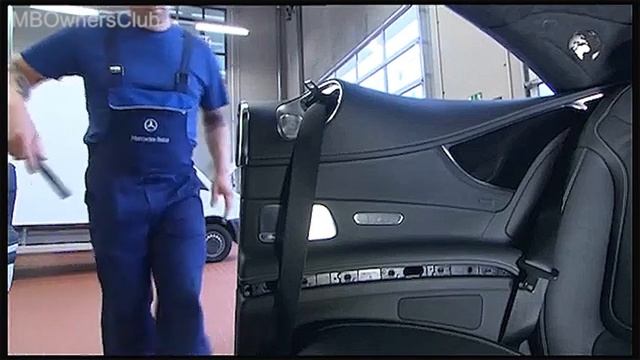 Mercedes-Benz S-Class coupé - Removing and installing a rear compartment side paneling | C217 смотреть онлайн