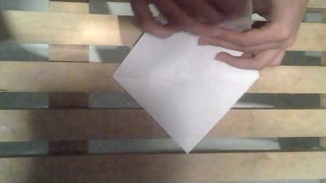 Гномик из оригамы, все помнятно)