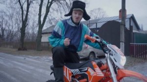 Красавица ВПЕРВЫЕ катается на ПИТБАЙКЕ. Учу ездить на BSE 125 MX.