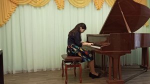 М.Клементи  Этюд ля мажор № 18 исполняет  Караханян  Лариса