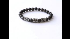 Браслет с рунами из яшмы