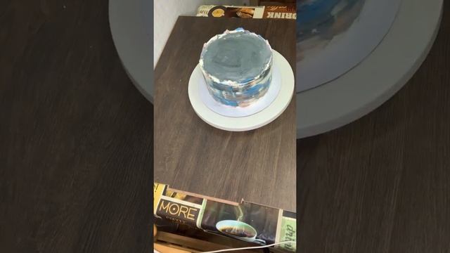 Торт с фотопечатью. Процесс сборки. смотреть онлайн