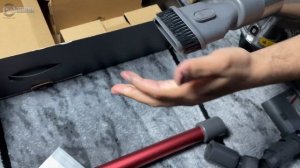 Dreame V11 Cordless Vacuum Cleaner with Battery and OLED Display - Test