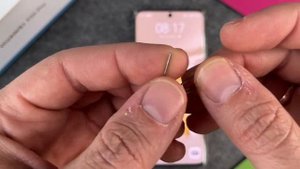 Huawei P50 Pro - How to insert a SIM card • ? • ? • ✅ • | Tutorial