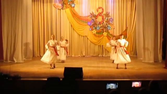 Танцевальный коллектив Созвездие "Веранiцы" смотреть онлайн