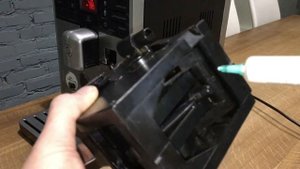 Чистка кавової машини Saeco Moltio (щоденна,місячна)