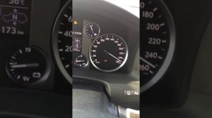 Lexus LX 570 Max Speed 260 Km/h