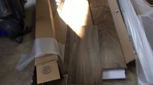 Отделка Лестницы паркетной доской.