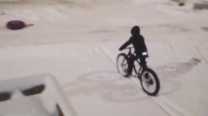 #1. Зимние трюки на фетбайке.