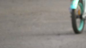 Велосипед Учимся ездить на велосипеде, держим равновесие