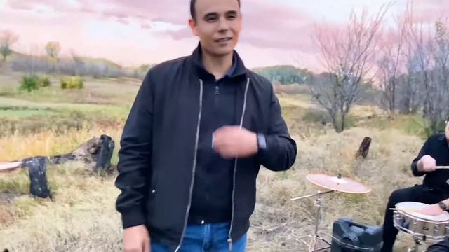 Иван Родионов&Старый Таро - Ванильное небо live смотреть онлайн