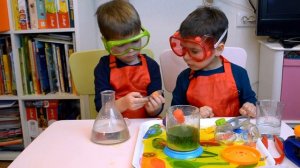 Первые опыты с Вулканом. Вулкан Learning Resources. Эксперемент извержением Вулкана