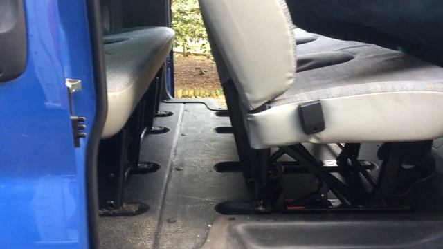 How to remove seats from Renault Trafic смотреть онлайн