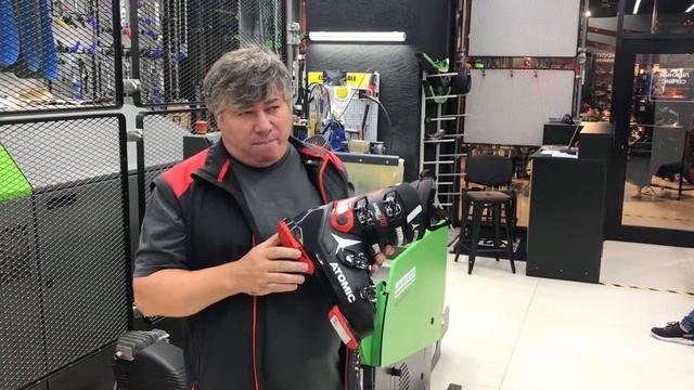 Узнаём всё про Бутфитинг. Вопросы про ботинки ATOMIC и SALOMON смотреть онлайн