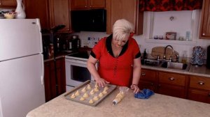 How To Make A Cream Puff Tower  🎂  A Beautiful & Impressive Croquembouche Dessert