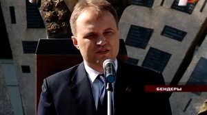 Памятник А.Лебедю