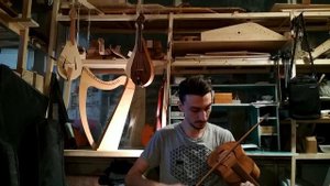 Курский наигрыш Тимоня на крестьянской скрипке.