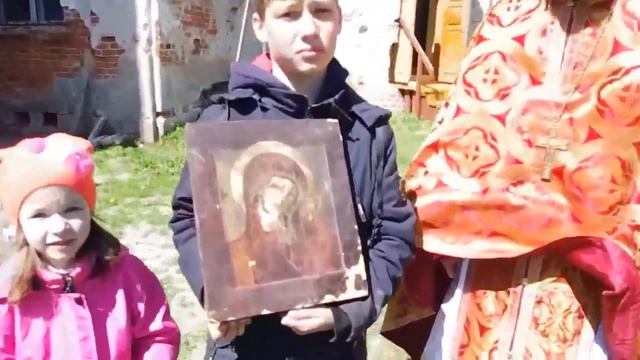 Икона пришла по воде в Тверской области 22 мая 22 года..Чудо наПраздник Святителя Николая.mp4